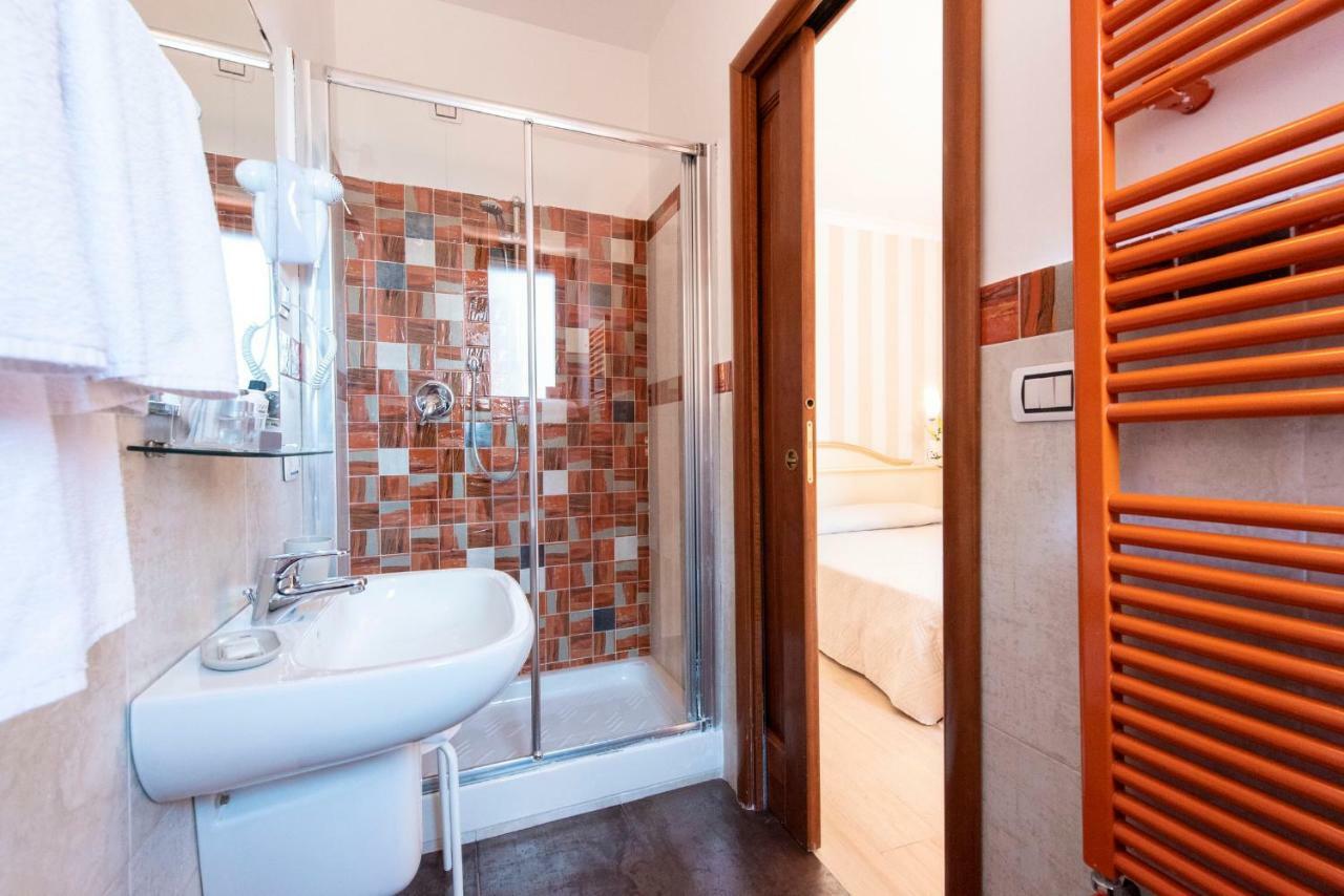 La Suite Di San Pietro Рим Экстерьер фото